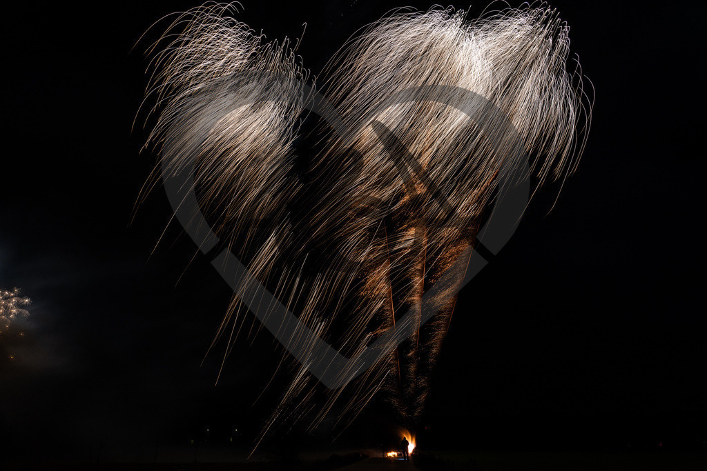 20260101_003107_Silvesterfeuerwerk | aloa-fotografie - Realisiert mit Pictrs.com
