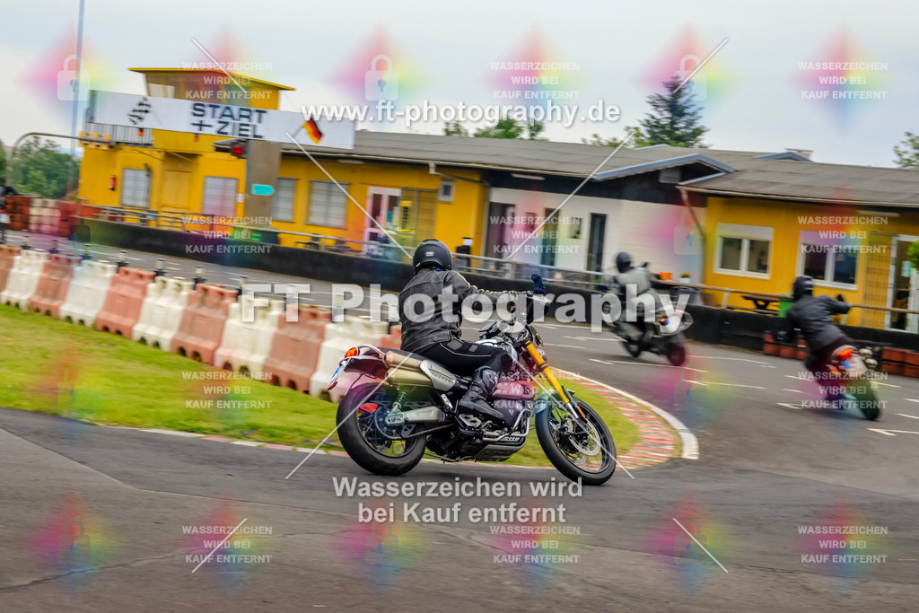 OBK-5290 | Hier findet Ihr Bilder von Touristenfahrten auf der Nürburgring Nordschleife oder von anderen Veranstaltungen die ich besucht habe. Viel Spass beim Durch Schauen 