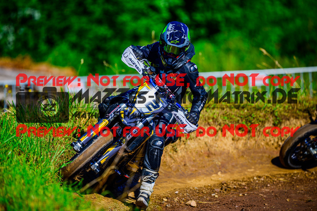 MaZZes_FotoMatrix_240816_6007705_4866 | S4