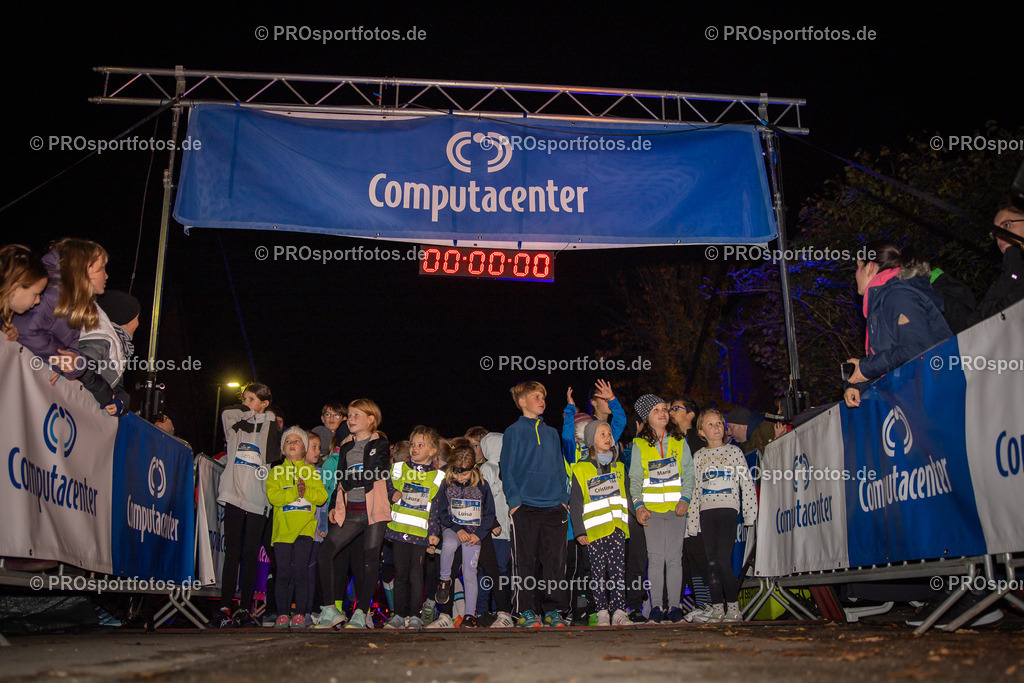 Martinslauf Sindorf 2023 in Kerpen-Sindorf, 09.11.2023 | Impressionen vom Martinslauf Sindorf 2023 am 09.11.2023 in Kerpen-Sindorf (Nordrhein-Westfalen).