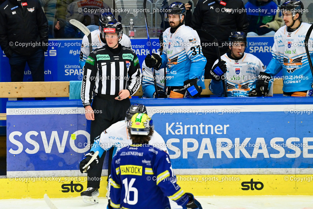EC IDM WÄRMEPUMPEN VSV vs. Steinbach Black Wings Linz | RIECKEN SIMON Referee, #37 Andreas Kristler Black Wings Linz, EC IDM WÄRMEPUMPEN VSV vs. Steinbach Black Wings Linz, EC IDM WÄRMEPUMPEN VSV vs. Steinbach Black Wings Linz am 28.11.2025 in Villach (Stadthalle Villach), Austria, (Photo by Bernd Stefan)