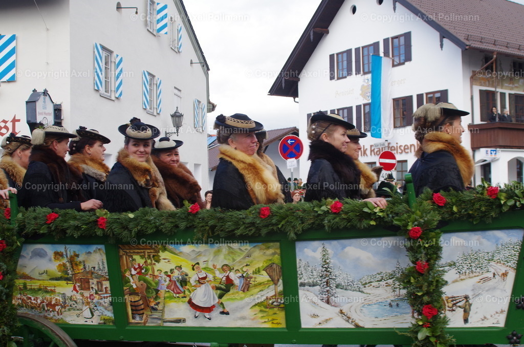 IMGP0585 | fotografiert von Axel PollmannLeonhardi Wallfahrt Benediktbeuern und Murnau, Fronleichnam, Fasching, Landschaft im Loisachtal und Benediktbeuern  - Realisiert mit Pictrs.com