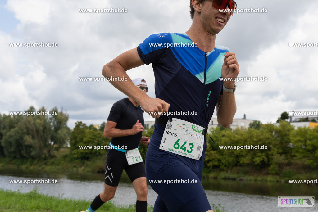 AR7_2063 | 34.REGENSBURG TRIATHLON 2025 #tristar_regensburg #regensburgtriathlon #triathlonregensburg #tristar #yourpictrs #sportshot_your_pictrs @Sportshotphotography @triathlonbundesliga