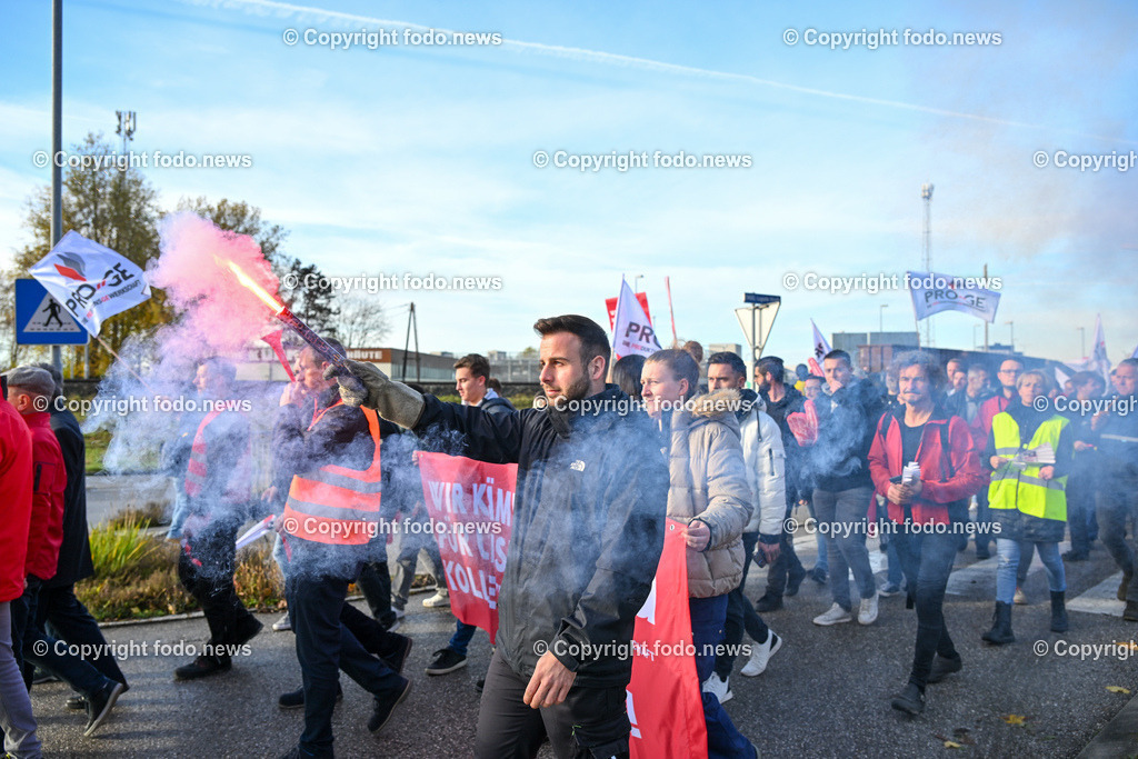 Engel_ Schwertberg_ Streik_ Metaller_ 16.11.2023-17 | 16.11.2023, Schwertberg, AUT, Engel im Bild Engel, Streik, Metaller