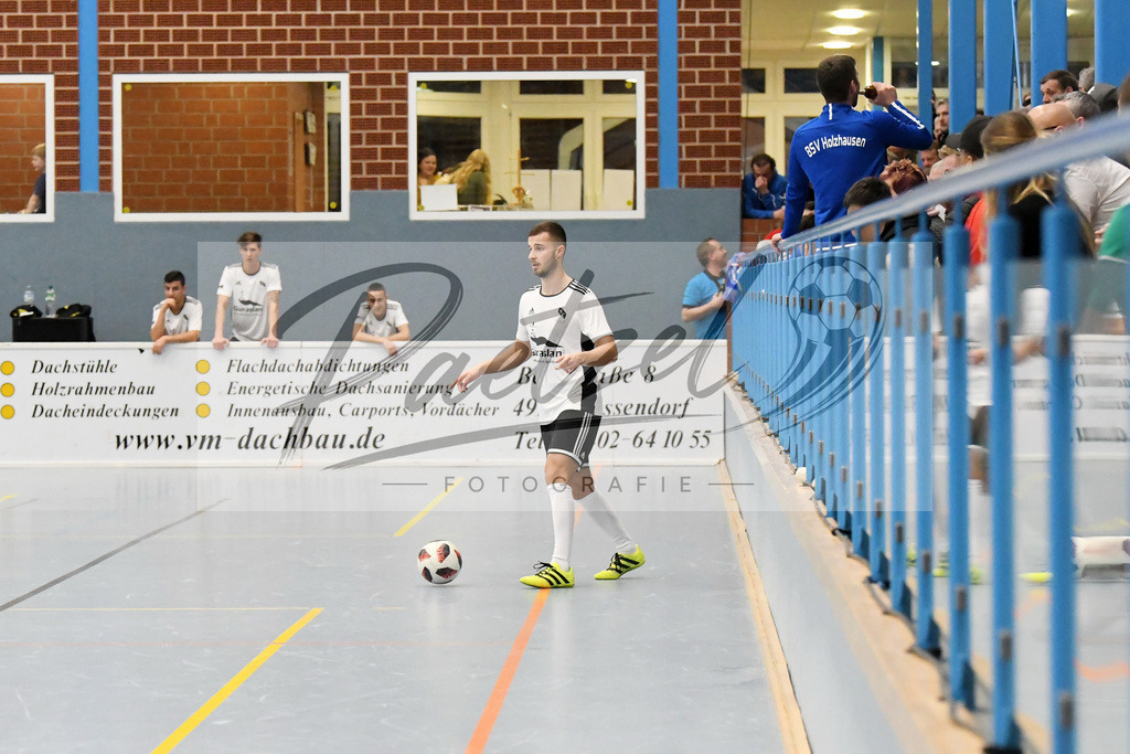 20200119_VGHCUP_0099 | Fußball, Herren:   beim 35. Schledehauser VGH-Cup am 19.01.2020 in der Waldsporthalle Schledehausen in Schledehausen, Deutschland.(Foto von Nico Paetzel) - Realisiert mit Pictrs.com
