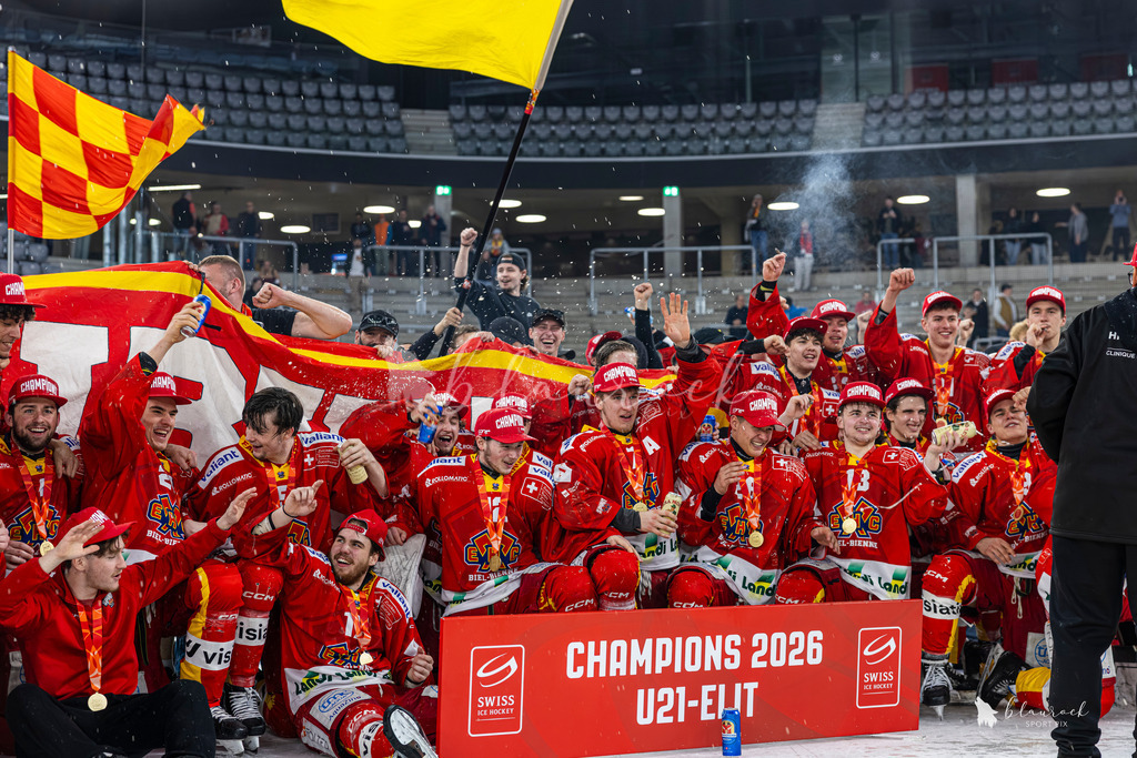 U21 Elit_EHCB vs GCK Lions _5-300 | Sportbilder, Sportfotograf, Hochzeits- und Eventfotografin, Flugshows, Portraits und Tiershooting, Aviation, Downhill, Nationalleague, Swissleague, International