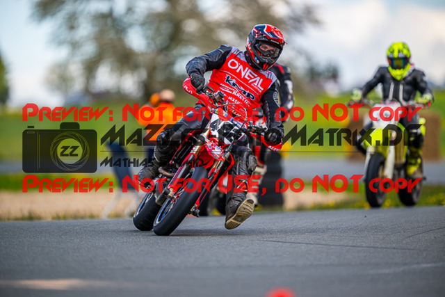 MaZZes_FotoMatrix_230506_2-588 | S4