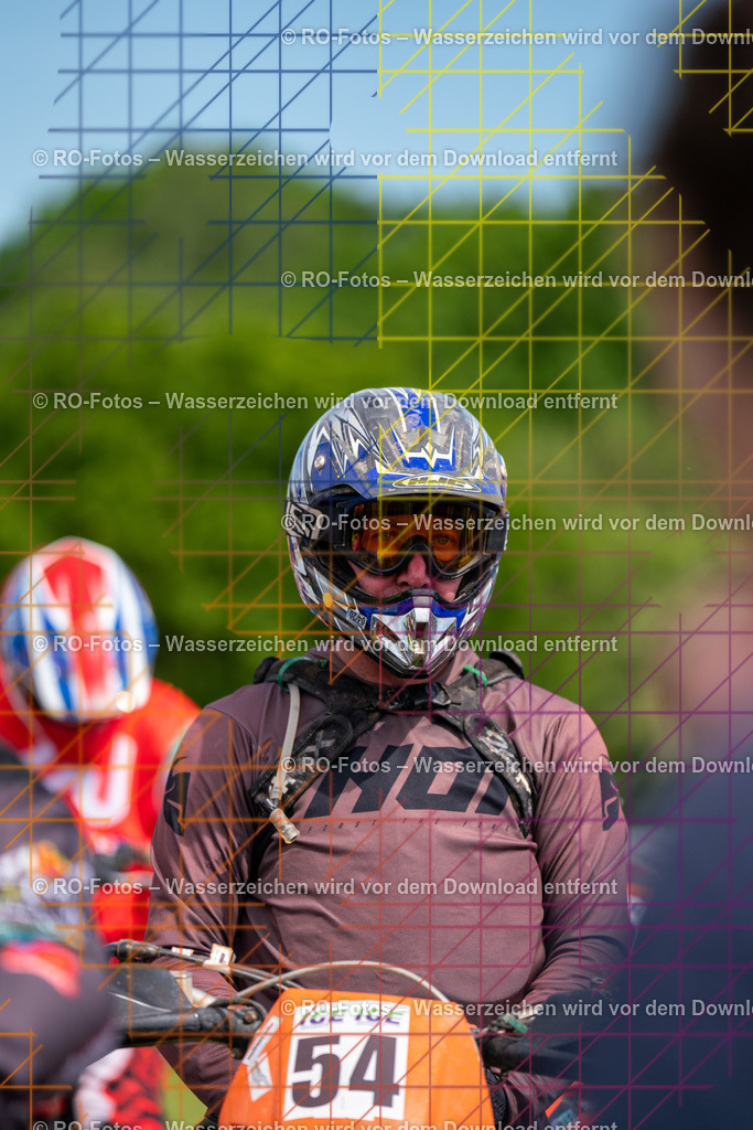 Wolfshausen 3 Lauf -80 | Sportfotografie von RO-Fotos: Motorsport, Motocross, Enduro, Laufveranstaltungen und Triathlon. Professionelle Fotos von Sportlern und Events. - Realisiert mit Pictrs.com