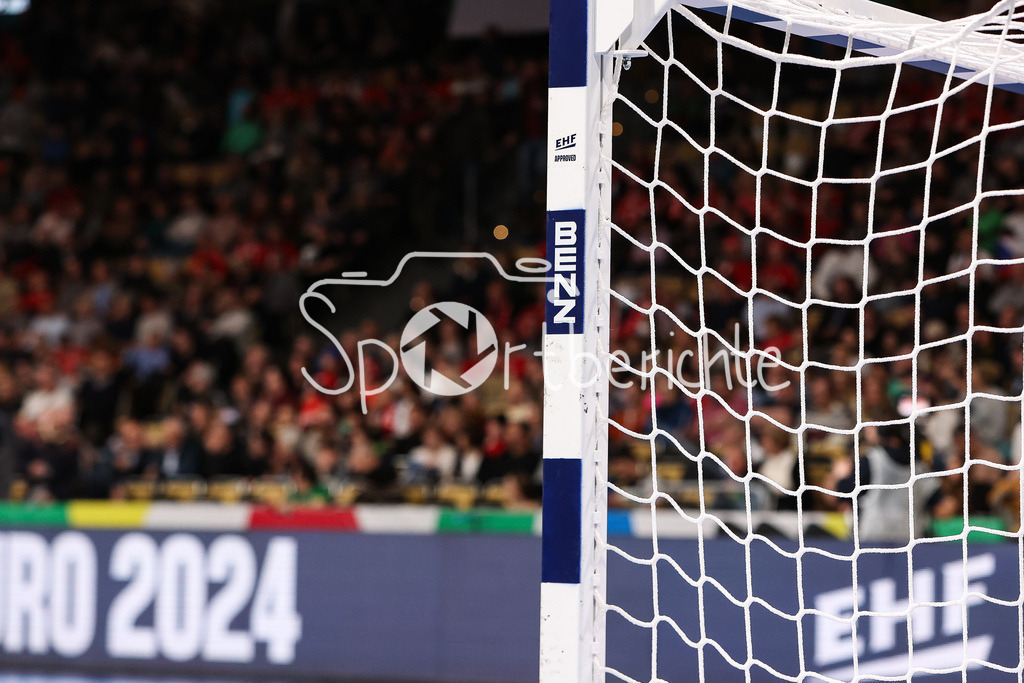 Tschechien - Portugal | WERBUNG - Sponsoner der EM / BENZ / Torpfosten / EHF 2024