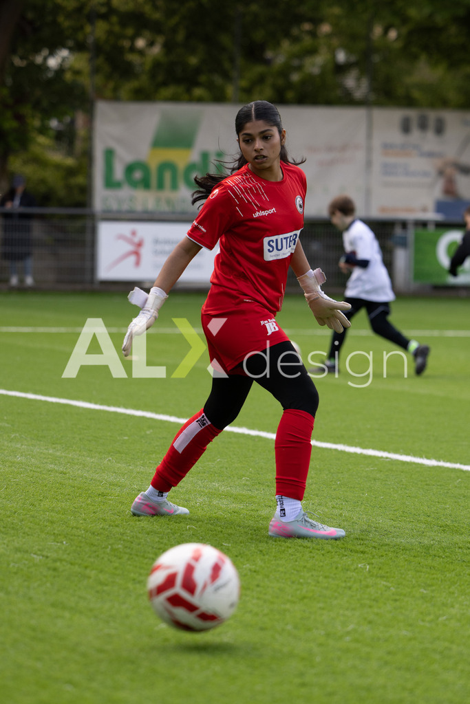 Fußball I Frauen I Saison 2025-2026 I Frauen 3. Liga | FVRZ Gruppe 2 | 18. Spieltag I Spielvereinigung Schaffhausen Damen 1 - Team Furttal Zürich I 17.05.2026 | Hochwertige Sportfotos kaufen & lizenzieren für Medien, Vereine, Agenturen & Sportler:innen. Entdecke professionelle Sportfotografie im Bildshop von Alexander Franzen. - Realisiert mit Pictrs.com