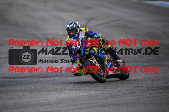 MaZZes_Fotomatrix_20240316_6007705_9221 | Fotograf Mathias Schmid
Sportfotograf,
Eventfotograf,
Hochzeitsfotograf,
Portraitfotograf