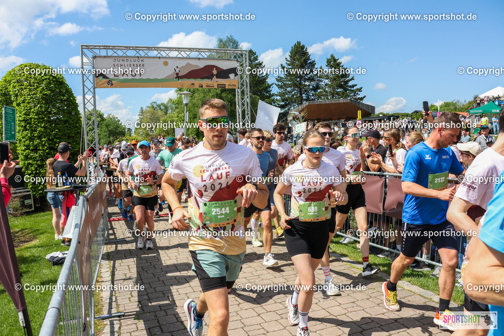 2U6A6209 | Schliersee Lauf 2026 #flowmotion #schlierseelauf #junglückschlierseelauf #schliersee #halbmarathon @junglueck #sportshot_your_pictrs #yourpictrs #canondeutschland #canonsportphotography