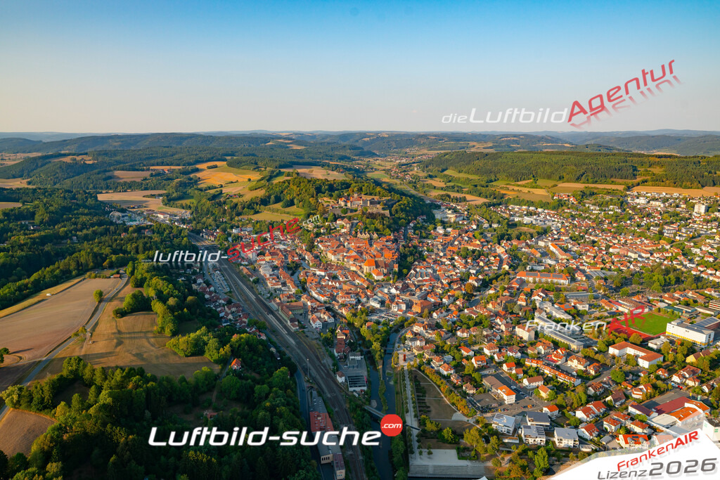 Das Luftbild der Stadt Kronach wurde 2018 vom Flugzeug heraus erstellt (keine Drohne) Aufnahmehöhe ca.400 Meter- hohe Auflösung für beste Druck-Qualität