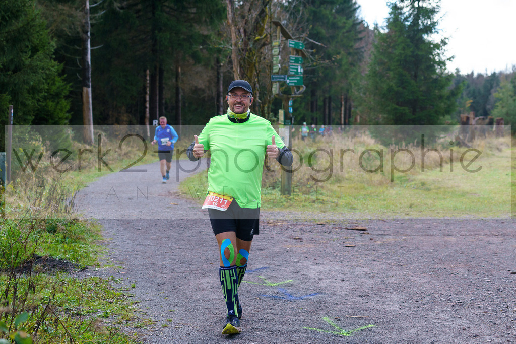 Herbstlauf 2024 | Rennsteig-Herbstlauf von Neuhaus am Rennweg nach Masserberg am 6. Oktober 2024