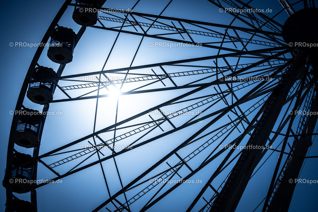OBI ASV Koelner Brueckenlauf; Koeln, 10.09.23 | Impressionen vom OBI ASV Koelner Brueckenlauf am 10.09.23 am Olympiamuseum in Koeln (Deutschland). Foto: BEAUTIFUL SPORTS/Axel Kohring