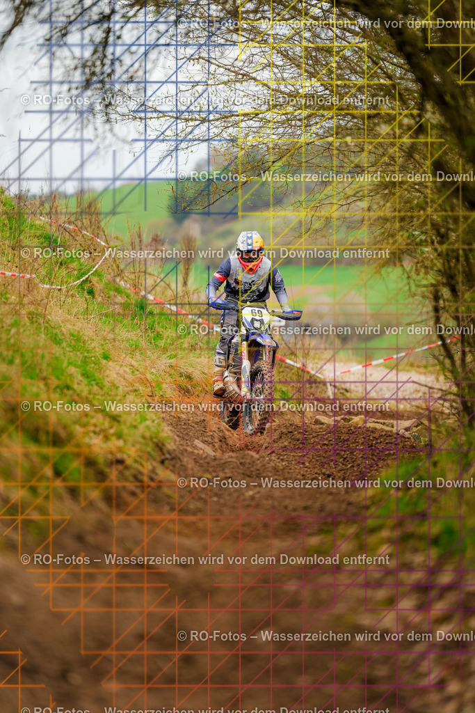 5 Lauf Mernes-689 | Sportfotografie von RO-Fotos: Motorsport, Motocross, Enduro, Laufveranstaltungen und Triathlon. Professionelle Fotos von Sportlern und Events. - Realisiert mit Pictrs.com