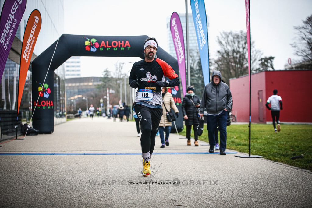 ..... | Linz, AUSTRIA,14. Dezember 25, ALOHA WINTERLAUF DEZEMBER 25 , Image shows: Photo: WAPICS / Andreas Willdoner