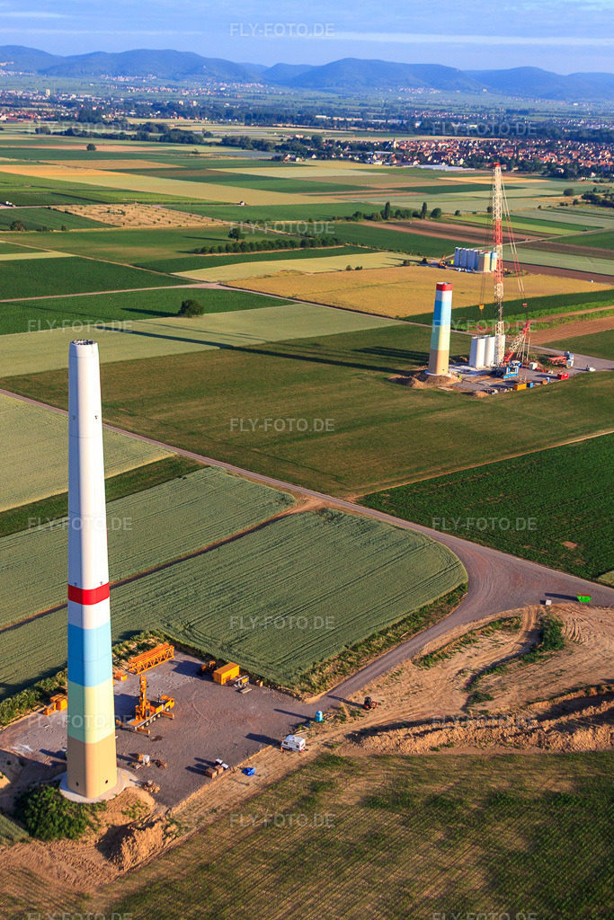 Luftbild: Baustelle Neuer Windpark in Offenbach an der Queich im Bundesland Rheinland-Pfalz in Deutschland. Foto: IMG_67913.jpg vom 14.06.2014 durch Werner Riehm/FLY-FOTO.de