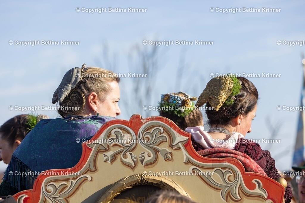 LBT24-1100 | foto-bettina-krinner - Realisiert mit Pictrs.com