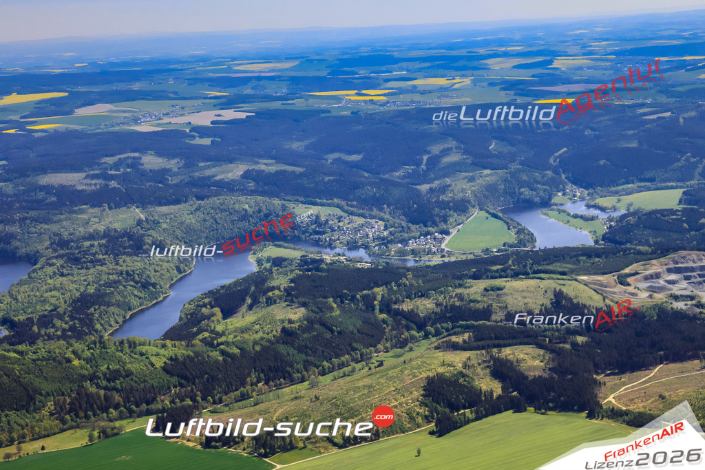 Die Luftaufnahme Bleilochtalsperre - Bad-lobenstein wurde vom UL-Flugzeug (keine Drohne) aus fotografiert.Hohe Druck- Auflösung-die Geschenkidee!