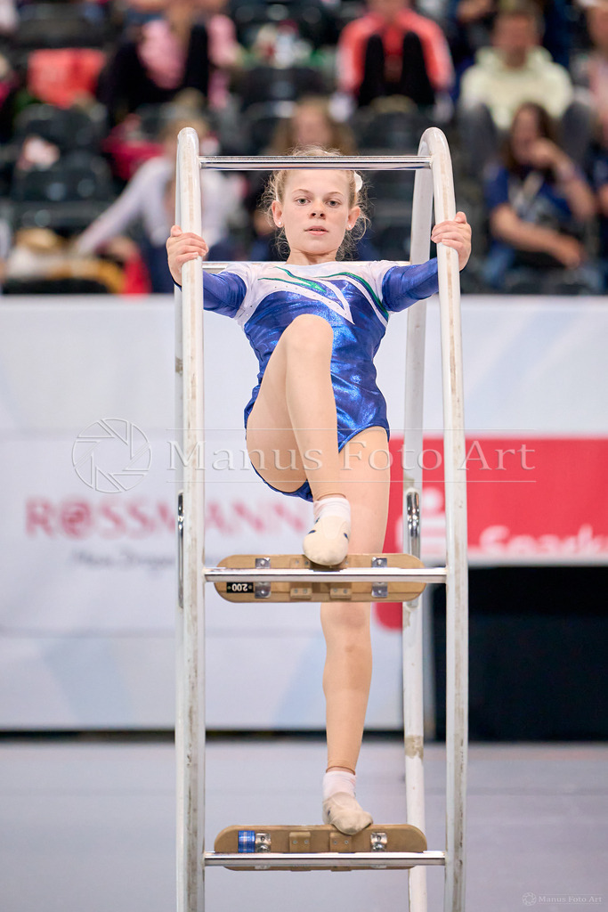 A-DSC04475 | Professionelle Sportfotografie in Hamburg, Schleswig-Holstein und Niedersachsen – spezialisiert auf Rhönrad, Geräteturnen, Leistungsturnen und rhythmische Sportgymnastik. Bundesweite Begleitung von Rhönrad-Events. Jetzt Sport-Fotos - Realisiert mit Pictrs.com