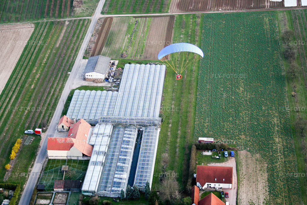 Luftbild: Gärtnerei am Grasweg in Winden im Bundesland Rheinland-Pfalz in Deutschland. Foto: IMG_1427.jpg vom 07.04.2006 durch Werner Riehm/FLY-FOTO.de