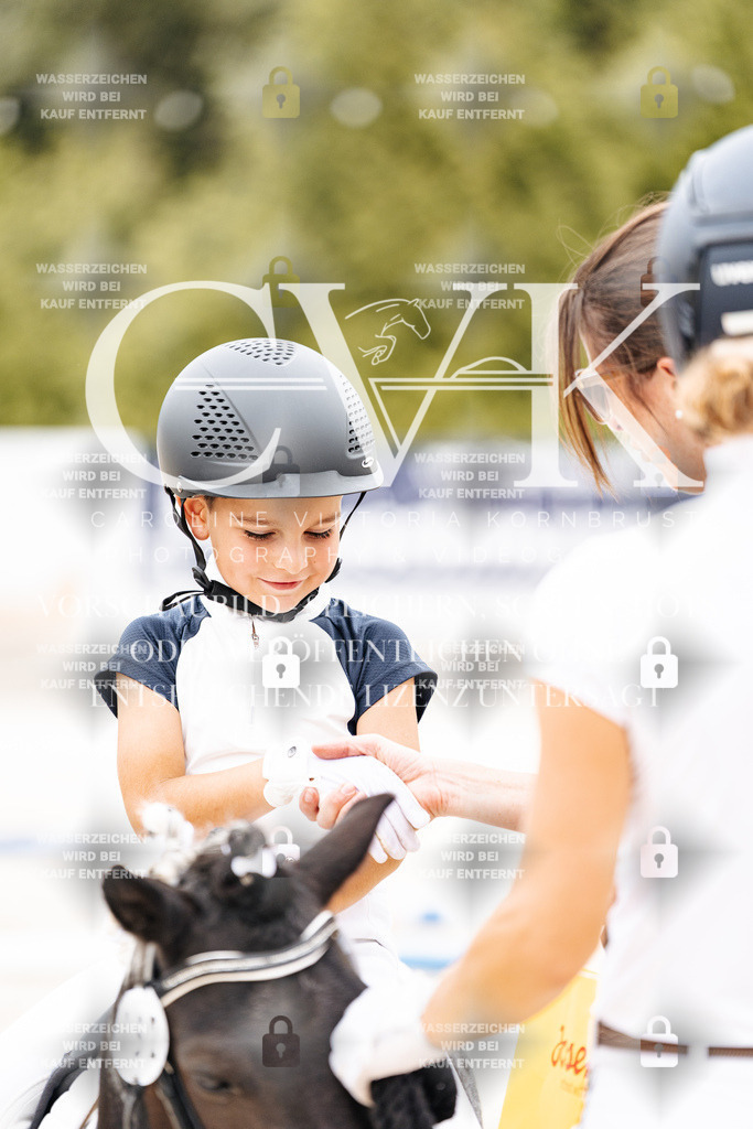 CK907479 | Turnierfotografie Pferdefotografie Trier Rheinland-Pfalz Pferdesport Reitsport Tierfotografie Sportfotografie Pferdevideo Pferdevideografie Equestrianvideography equestrianphotography  - Realisiert mit Pictrs.com
