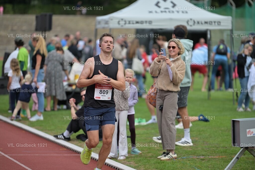 2026-08-23_Sparkassenlauf_10KM_KH_000940 | Die Fotografen - Realisiert mit Pictrs.com