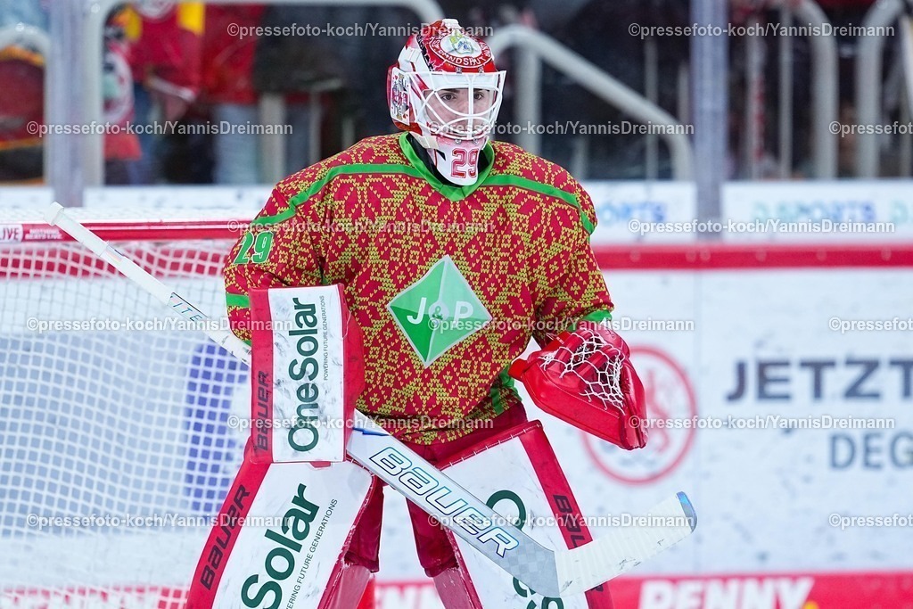 xYDRx19102501077 | 19.10.2025, xydrx, Eishockey, DEL2, Düsseldorfer EG - EV Landshut, PSD Bank Dome Düsseldorf: Philipp Dietl (EV Landshut #29)