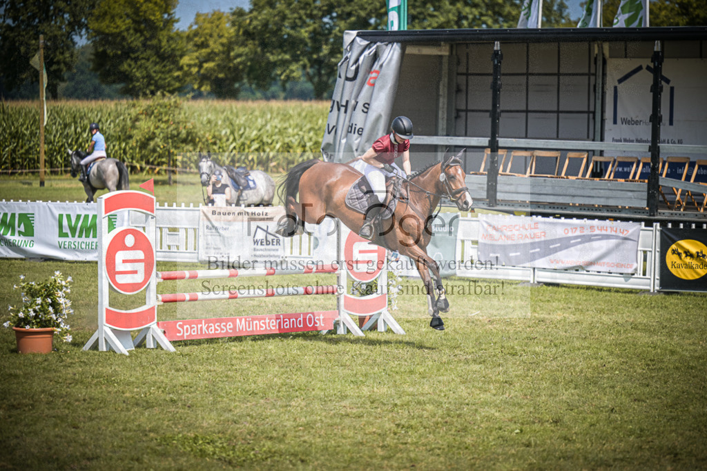DOS_6526 | Entdecke hochwertige Reitturnierfotos von Foto Oger. Professionell, emotional und authentisch – jetzt Lieblingsmomente im Shop bestellen.Deutschlandweite Turnierfotografie. - Realisiert mit Pictrs.com
