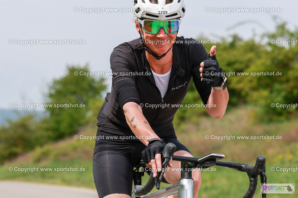215_AR6_1156 | Neusiedlersee Radmarathon 2026@sportshot_your_pictrs #yourpictures#roadtowm2029 #nrm #neusiedlerseeradmarathon #neusiedlersee #neusiedlerseetourismus #burgenland #mörbisch #nrm26 #burgenlandtourismus #voglundco #poweredbyburgenlandtourismus #radsport #rad #marathon #ucigranfondo #visitburgenland #ucigranfondoworldseries