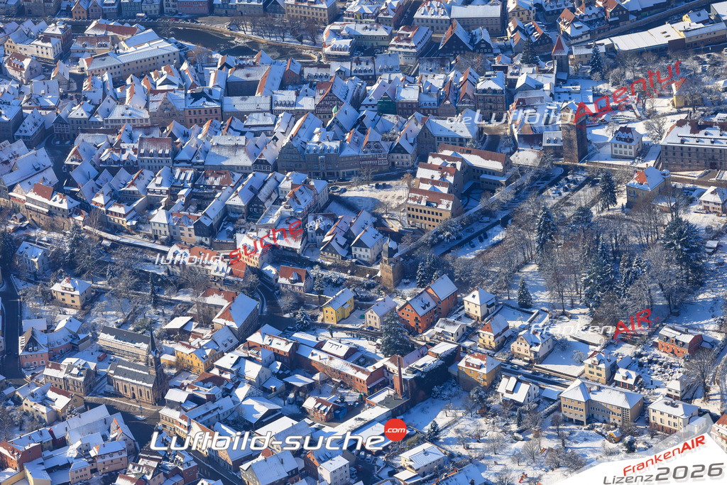 Die Luftaufnahme der Stadt Kronach wurde vom UL-Flugzeug heraus erstellt ( keine Drohne )- hohe Auflösung für beste Qualität