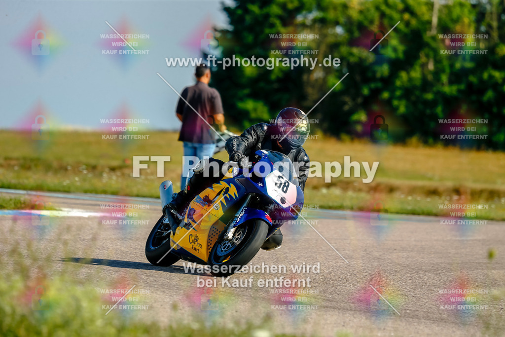 Chambley Juli-0321 | Hier findet Ihr Bilder von Touristenfahrten auf der Nürburgring Nordschleife oder von anderen Veranstaltungen die ich besucht habe. Viel Spass beim Durch Schauen 