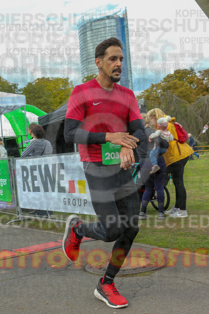 220925_1318_EX1_0384 | Sportfotografie im Rhein-Sieg Kreis, Köln, Bonn, NRW, Rheinland Pfalz, Hessen, etc. Unser Tätigkeitsfeld umfasst den Laufsport vom Volkslauf über den Marathon, Duathlon, Triathon bis zum Ultralauf wie Kölnpfad Ultra oder Schindertrail.