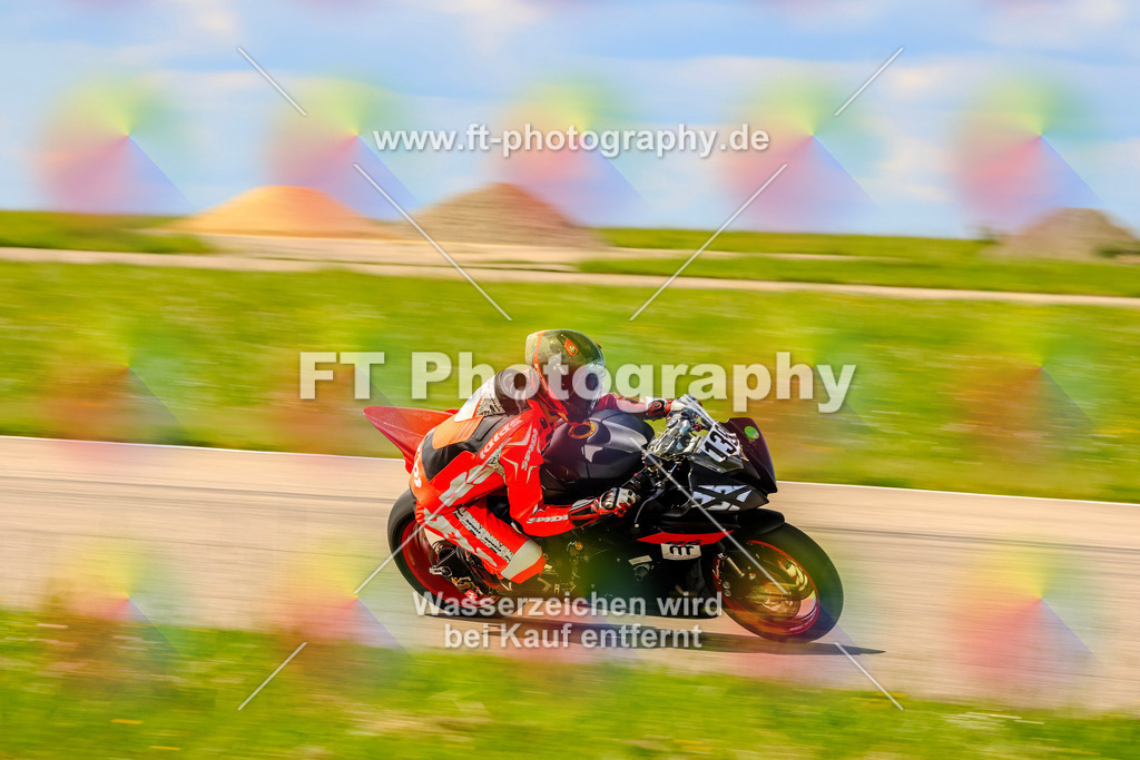 MotoTeam-0451 | Hier findet Ihr Bilder von Touristenfahrten auf der Nürburgring Nordschleife oder von anderen Veranstaltungen die ich besucht habe. Viel Spass beim Durch Schauen 