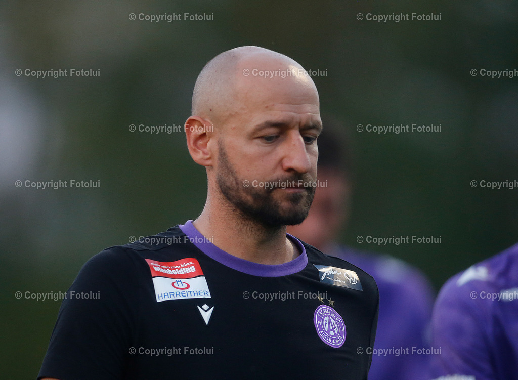 A_LUI_280824_38 | SPORT FUSSBALL UNIQA OEFB CUP 2024 2.RUNDE ASKOE OEDT-WIENER AUSTRIA 28.08.2024 IM BILD: TRAINER STEPHAN HELM (AUSTRIA) FOTO:FOTOLUI