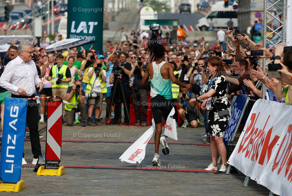 OBERBANKMARATHON_2024_149 | bilder, linz, photo, foto, fussball, sport, fotolui, bundesliga
