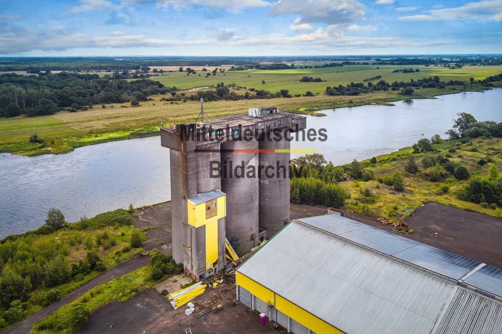 Magdeburg_Industrie_Fahlberg_List_3_Silos-0017 | Fahlberg List - Realisiert mit Pictrs.com