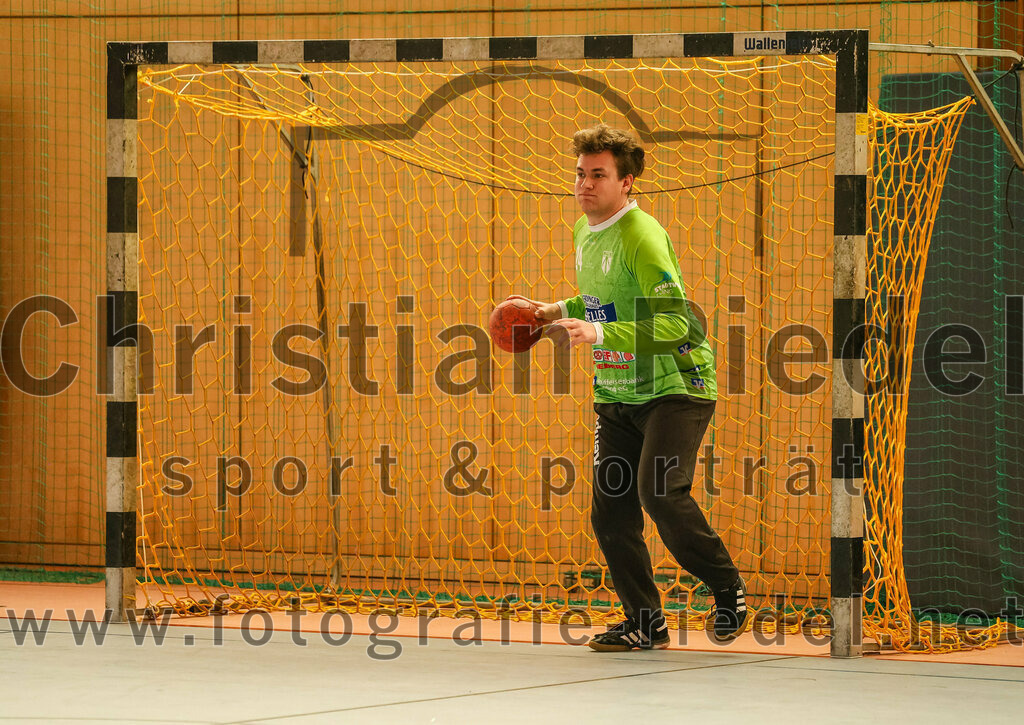 2024-01-28_066_SpVgg_Altenerding_II_gegen_HSG_Schwab-kirchen | Erding, Deutschland, 28.01.2024:
Handball, Bezirksklasse Männer Staffel Süd West 2023 / 2024, 9. Spieltag, SpVgg Altenerding gegen HSG Schwab/kirchen, Endergebnis: 30:24

Lukas Nowack (SpVgg Altenerding, #24)

Foto: Christian Riedel / fotografie-riedel.net