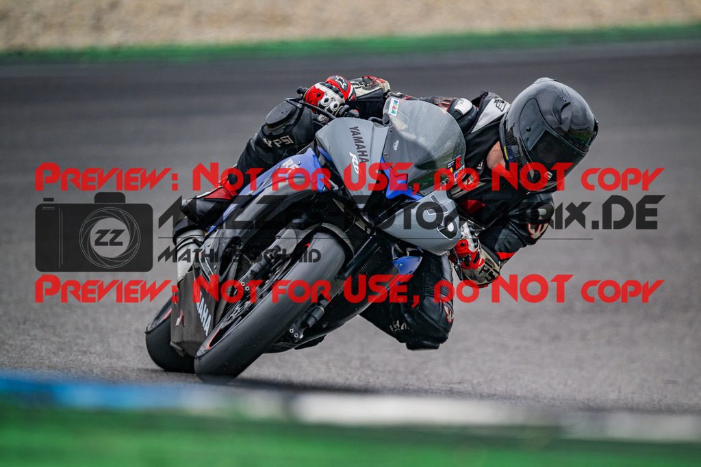 MaZZes_FotoMatrix_240702_6007705_1259 | ROT