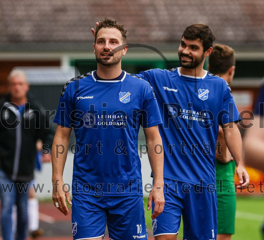 2023-08-04_006_FC_Forstern_gegen_FC_Langengeisling_II | Forstern, Deutschland, 04.08.2023:
Fußball, Kreisklasse 2023 / 2024, 1. Spieltag, FC Forstern gegen FC Langengeisling II, Endergebnis: 2:1

Rene Mecking (FC Langengeisling, #10)

Foto: Christian Riedel / fotografie-riedel.net
