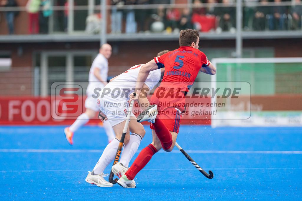 HK_20230422_107142 | 1. Bundesliga Herren Crefelder HTC - Düsseldorfer HC am 22.4.2023 Krefelder HTC ( CHTC ), Krefeld , Aumüller Leon ( Düsseldorfer HC #5 ) , Jansen Phillip ( Crefelder HTC #12 )