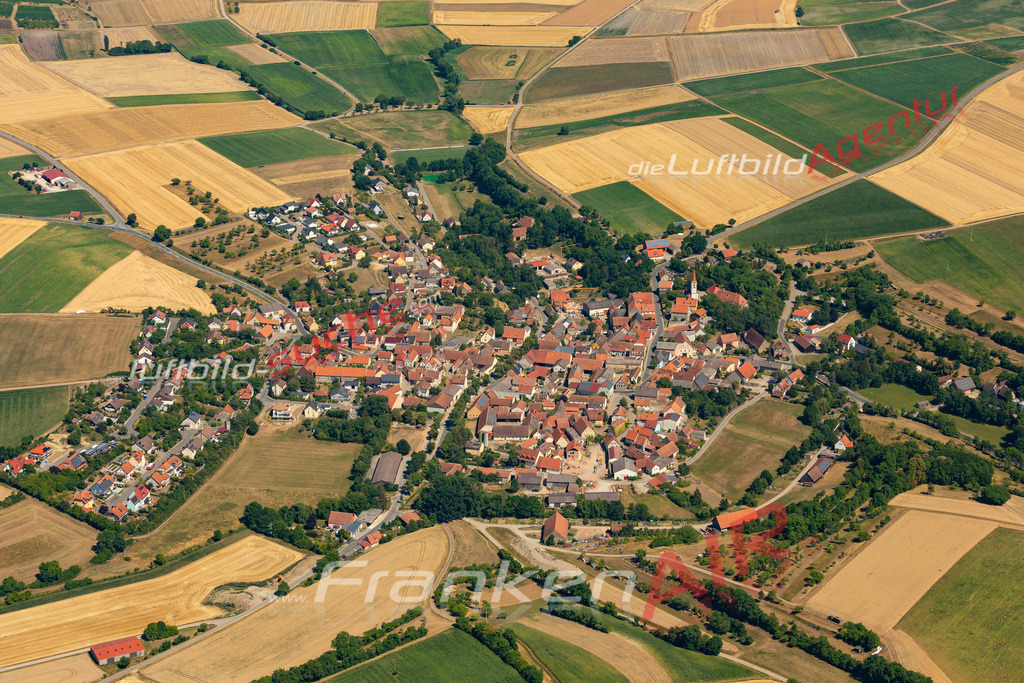 ippesheim-luftbild-2022-7812 | Aktuelles Luftbild von  Ippesheim - Die Luftaufnahme wurde 2022 mittels UL-Flugzeug erstellt ( keine Drohne ) - hochauflösende Kamera-Systeme von  Canon -
Beste Qualität - Für grossformatige Ausdrucke geeignet. Die Geschenkidee !