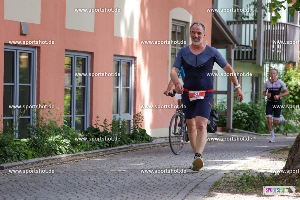 KSZ_6945 | Stadttriathlon Erding 2025. #yourpictrs #sportshot_your_pictrs @Sportshotphotography #stadttriathlonerding Copyright: www.sportshot.de