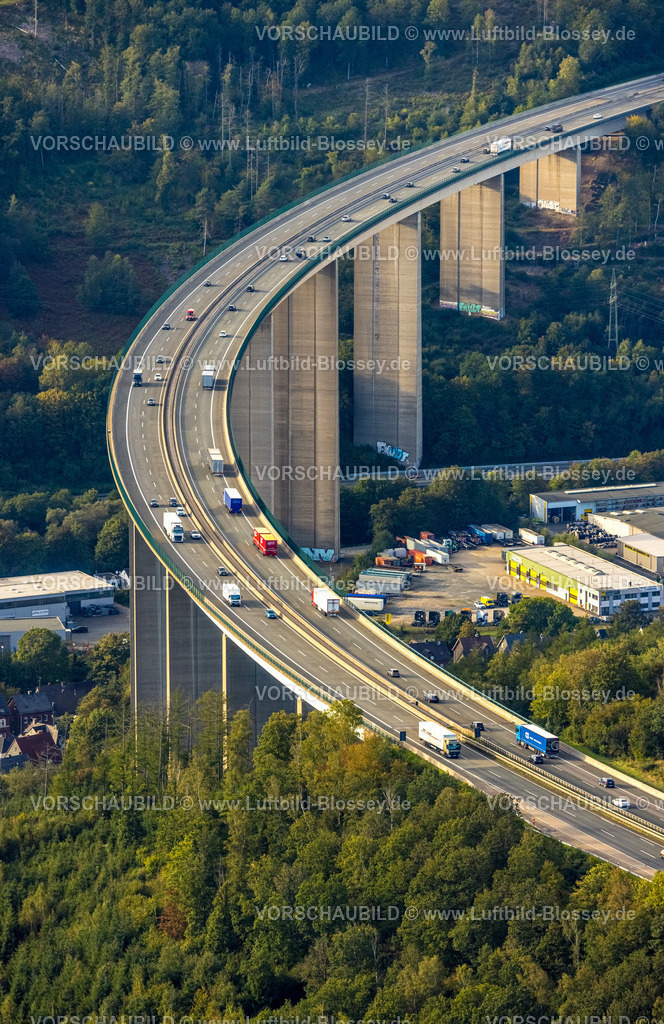 Siegen230913012 | Luftbild, Autobahnbrücke Siegtalbrücke der Autobahn A45 Sauerlandlinie, geplanter Ersatzneubau 2027, Blick auf Siegen, Niederschelden, Siegen, Sauerland, Nordrhein-Westfalen, Deutschland
