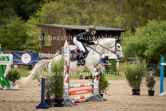 Bad_Meinberg_07686 | saradresslerfotografie - Realisiert mit Pictrs.com