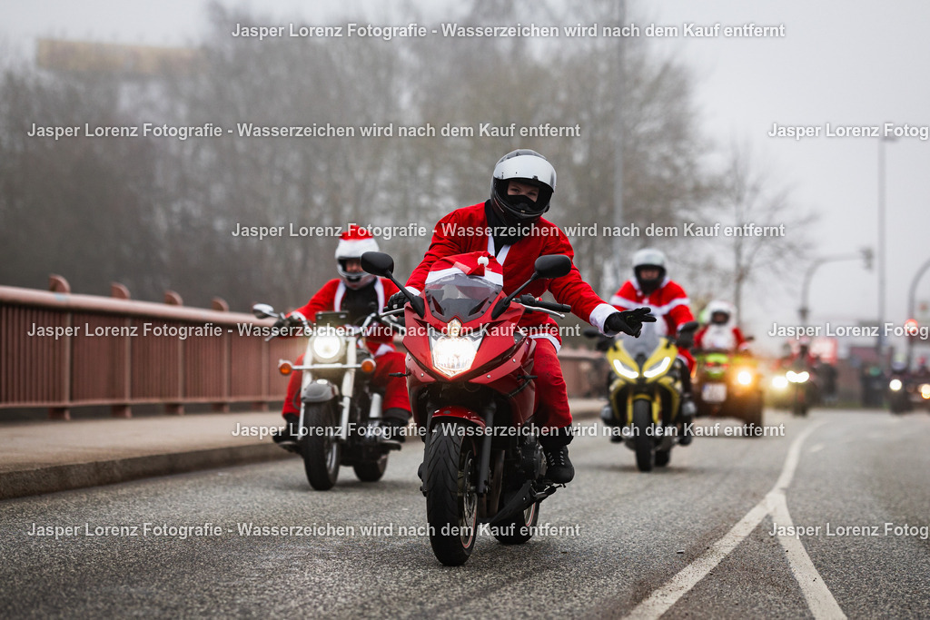 X-Mas Ride I Kiel I 2025 | Jasper Lorenz Fotografie - Realisiert mit Pictrs.com