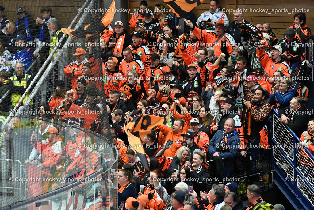 EC IDM WÄRMEPUMPEN VSV vs. MOSER MEDICAL GRAZ99ERS | Graz 99ers Fans, EC IDM WÄRMEPUMPEN VSV vs. MOSER MEDICAL GRAZ99ERS, EC IDM WÄRMEPUMPEN VSV vs. MOSER MEDICAL GRAZ99ERS am 17.03.2026 in Villach (Stadthalle Villach), Austria, (Photo by Bernd Stefan)