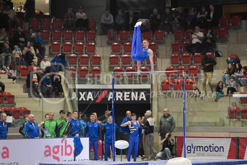 Schweizer Meisterschaften Kunstturnen Mannschaften Männer (A) - 22. November 2025 | Schweizer Meisterschaften Kunstturnen Mannschaften Männer (A)AXA Arena, WinterthurBild: Sportfotografie Markus Aeschimann | www.markus-aeschimann.ch - Realisiert mit Pictrs.com