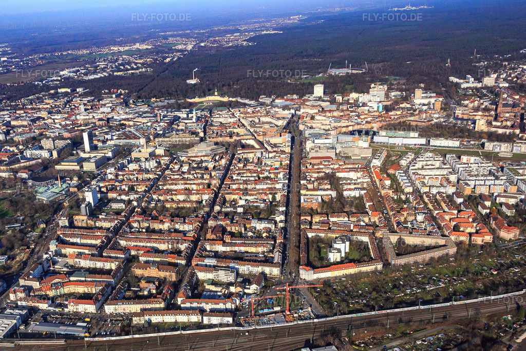 Luftbild: Stuttgarter Straße x Rüppurer Straße jenseits des Güterbahnhof im Ortsteil Südstadt in Karlsruhe im Bundesland Baden-Württemberg in Deutschland. Foto: IMG_085257.jpg vom 19.12.2015 durch Werner Riehm/FLY-FOTO.de
